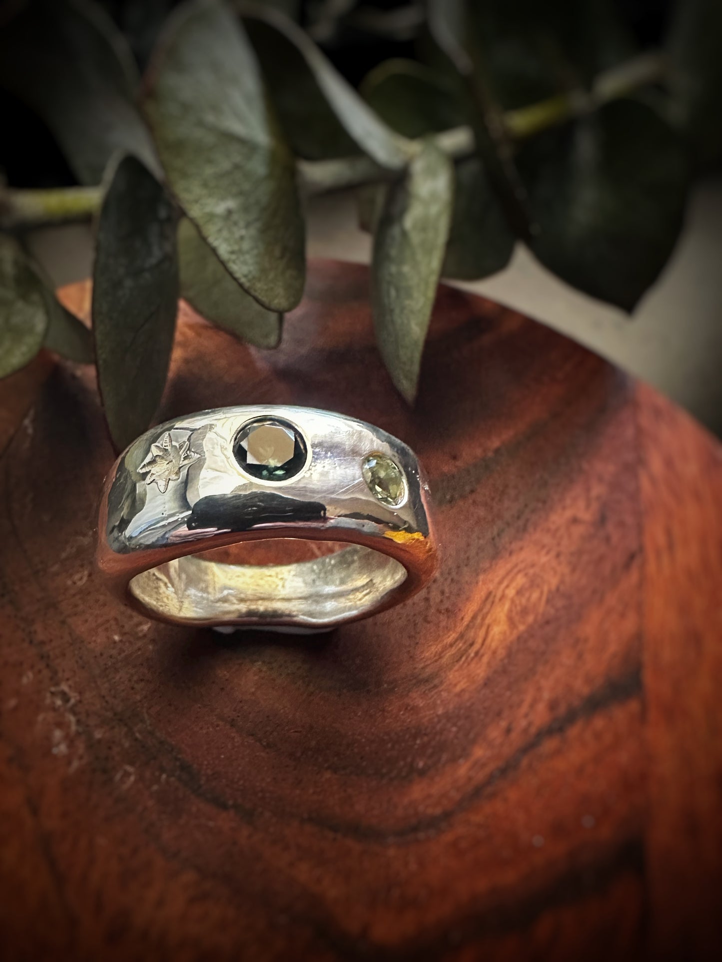 Organic Chunky Solid Sterling Silver Parti Sapphire Ring - Size 7 1/2