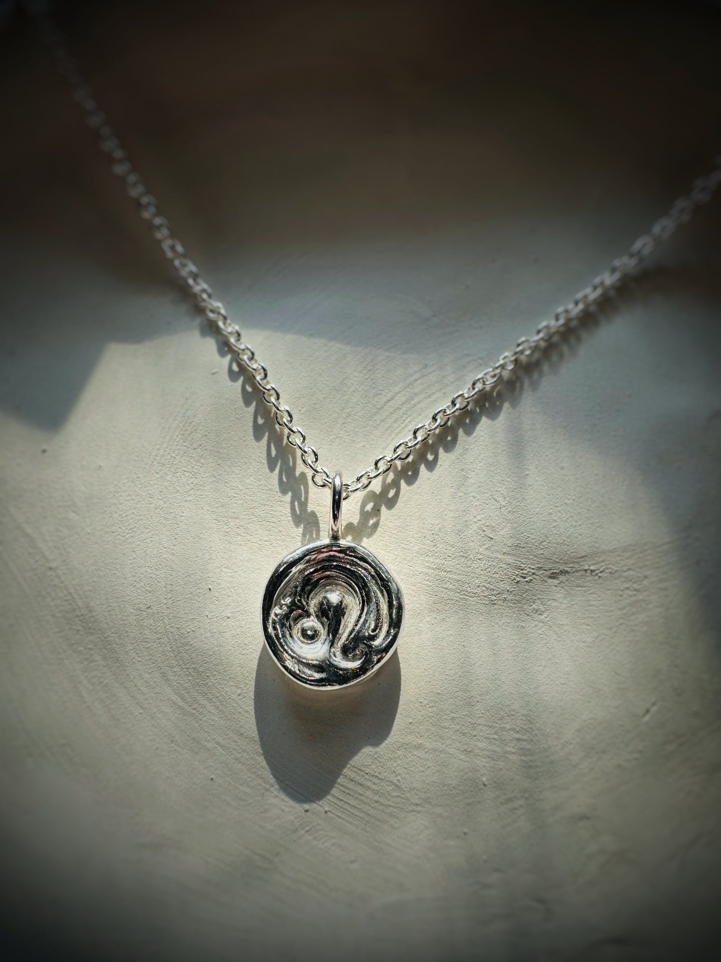Zodiac Charm Pendant ~ Leo