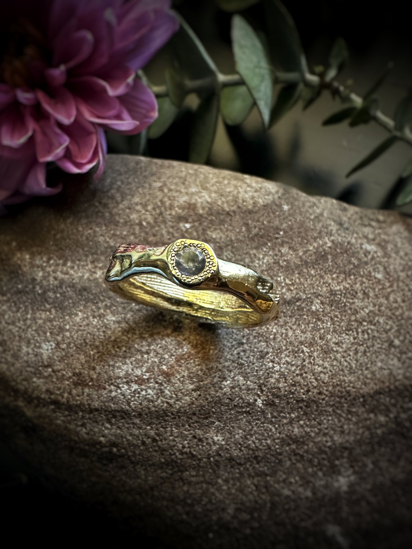 14K Gold Iolite Cuttlefish Textured Ring ~ Size 6