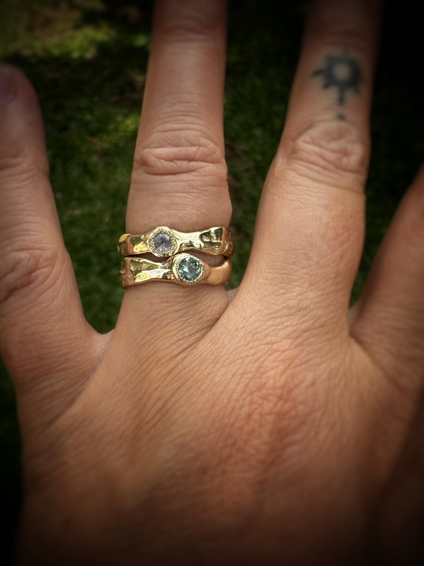 14K Gold Sapphire Cuttlefish Textured Ring ~ Size 5.5
